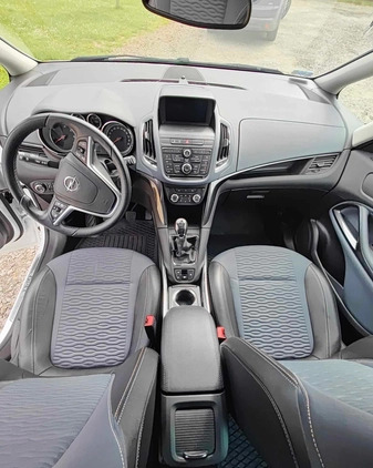 Opel Zafira cena 34900 przebieg: 180200, rok produkcji 2015 z Goniądz małe 529